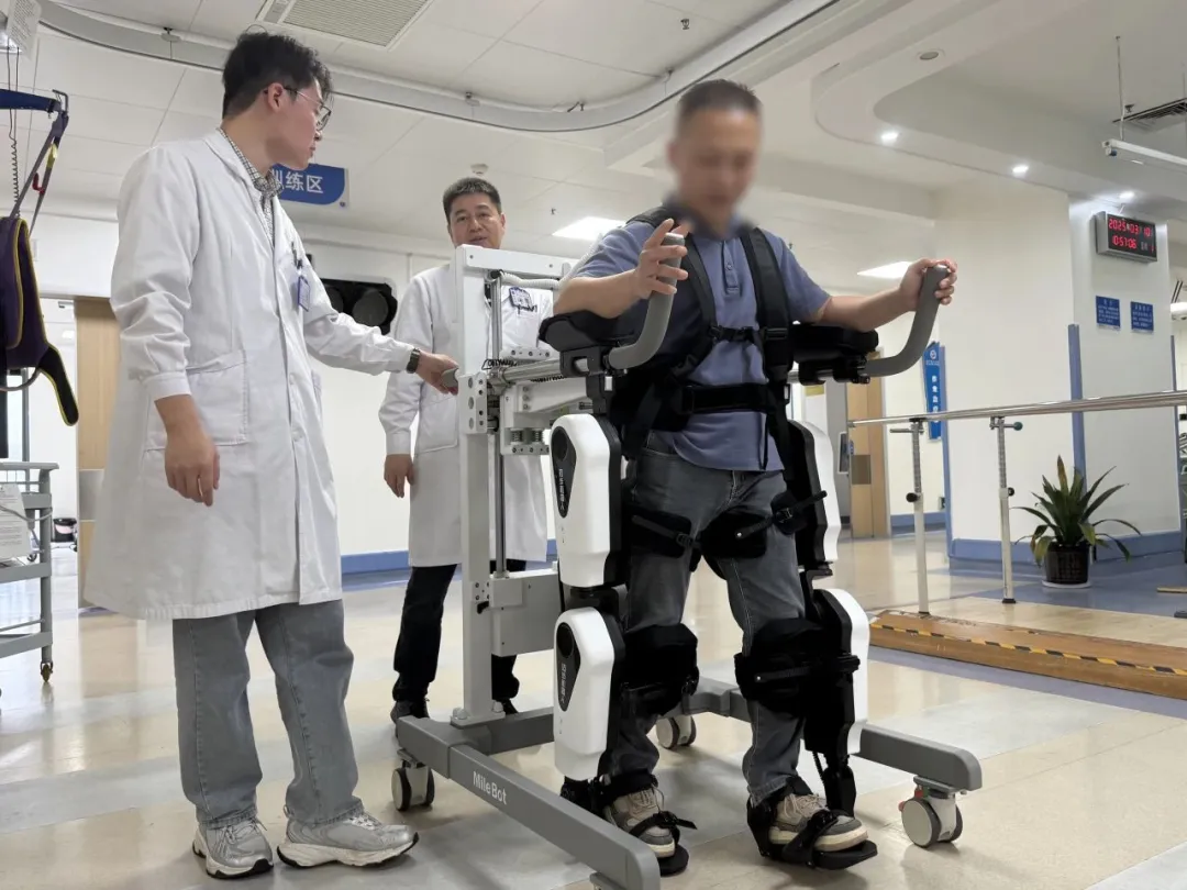 图源:深圳特区报记者 赖犁